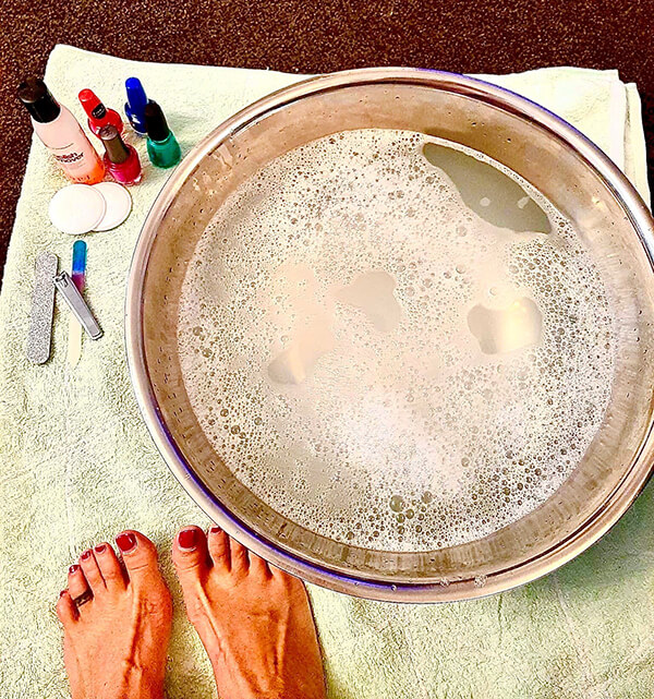 Georgie home pedicure