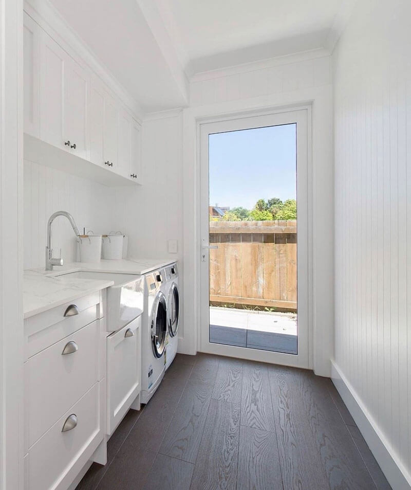 Classic white Laundry