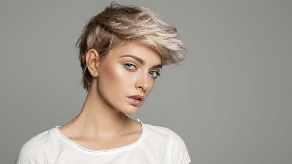 Silver sexy blonde hair at V for hair and beauty, Merivale