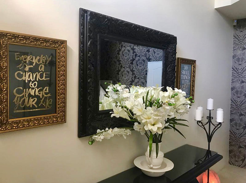 Flowers entranceway V for hair and beauty, Merivale