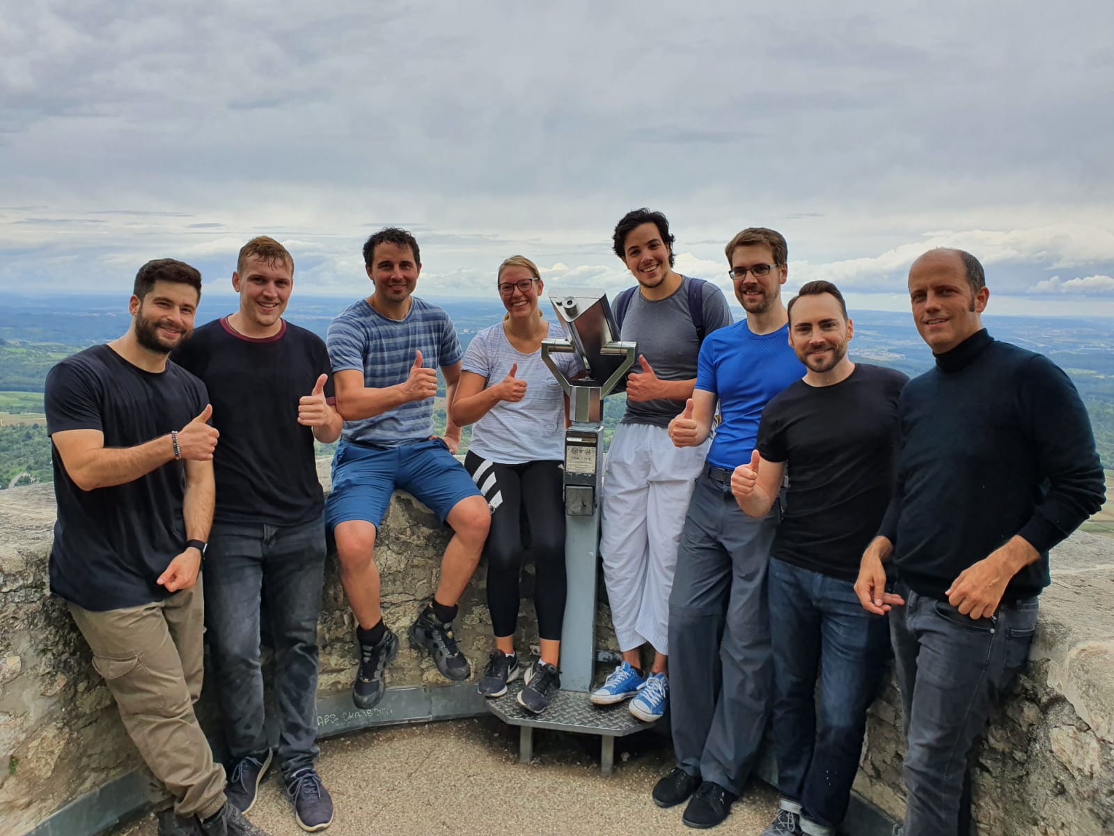 Teamevent: Burgwanderung und "Vegan Grill"