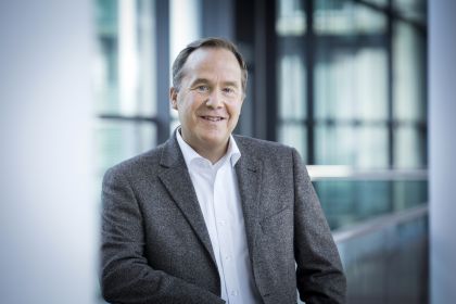 Porträtfoto von Jan-Eric Putze, Geschäftsführer der Droniq GmbH in Frankfurt