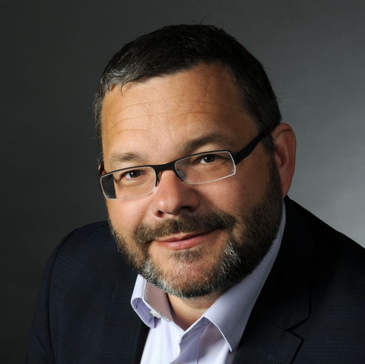 Porträtfoto von Andreas Schumann, Vorsitzender des Bundesverbands der Kurier-Express-Post-Dienste