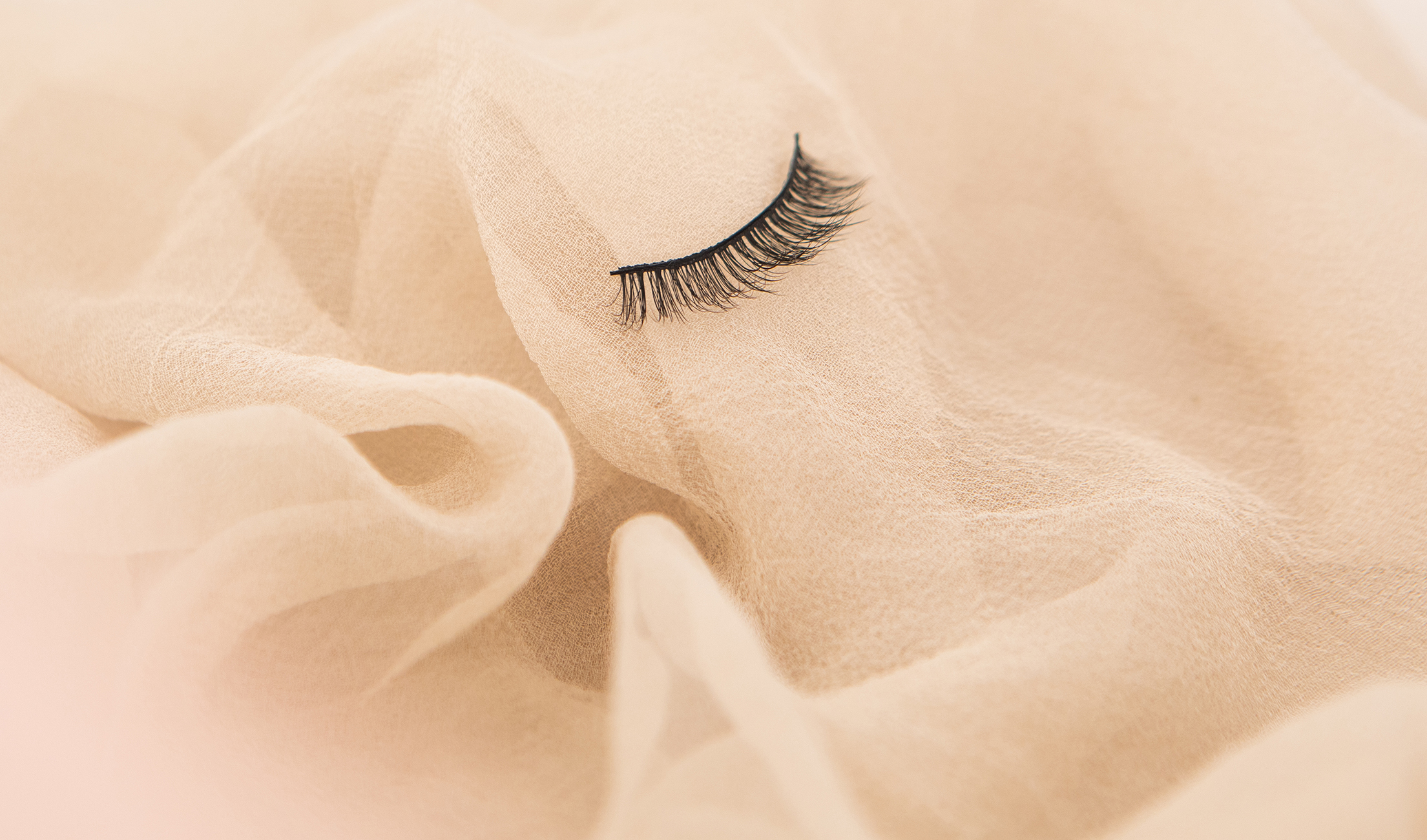 Detailed close-up of a Lithe lash on a cloth