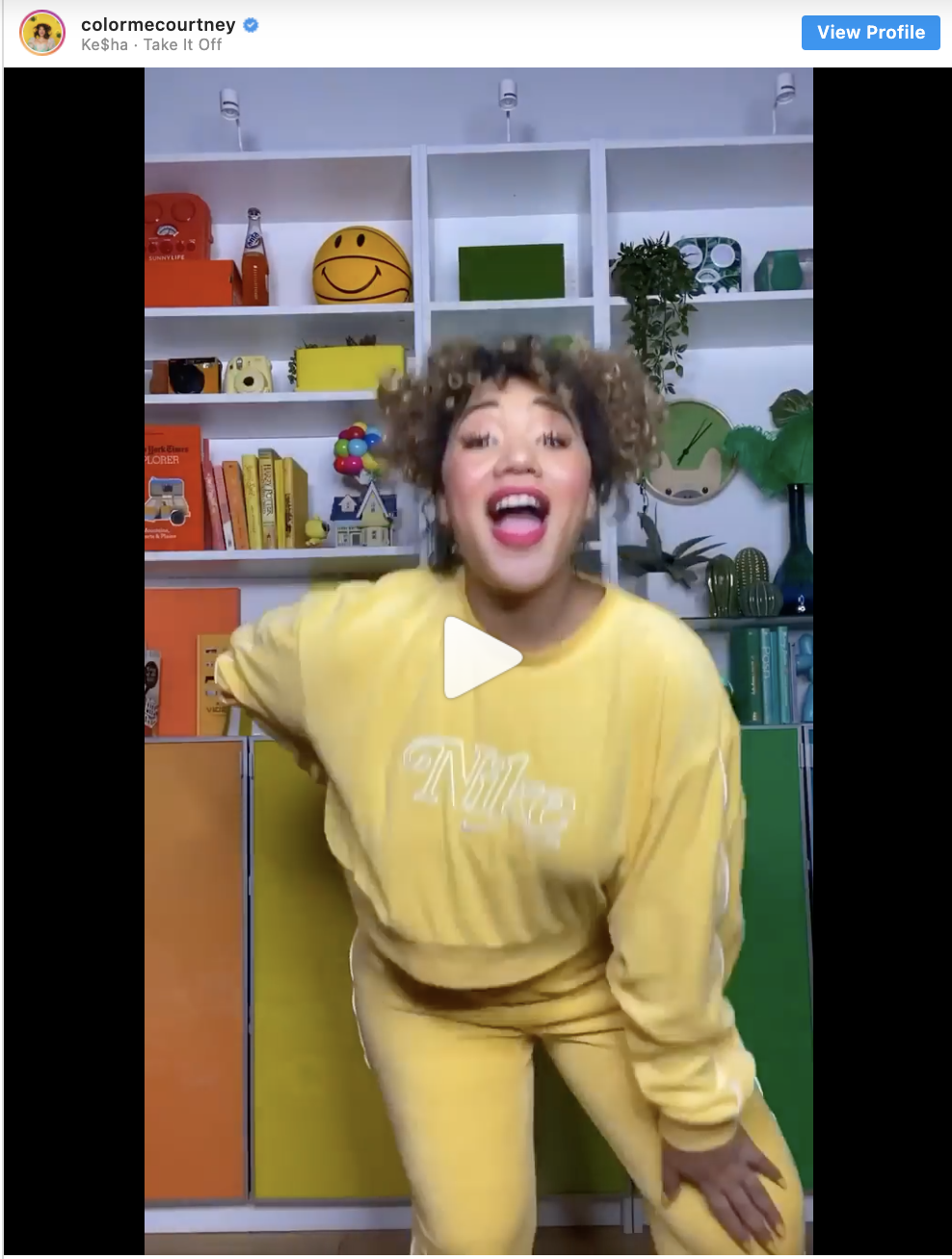 example of influencer marketing on reels