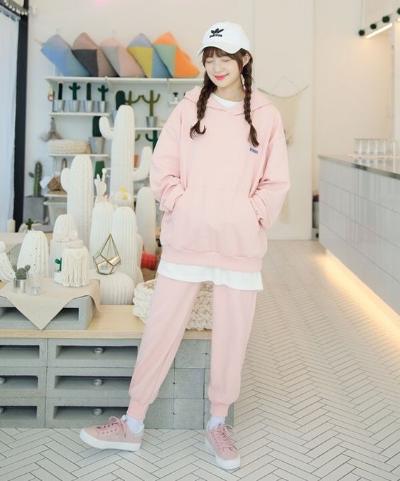 Hoodie Imut Warna Pink