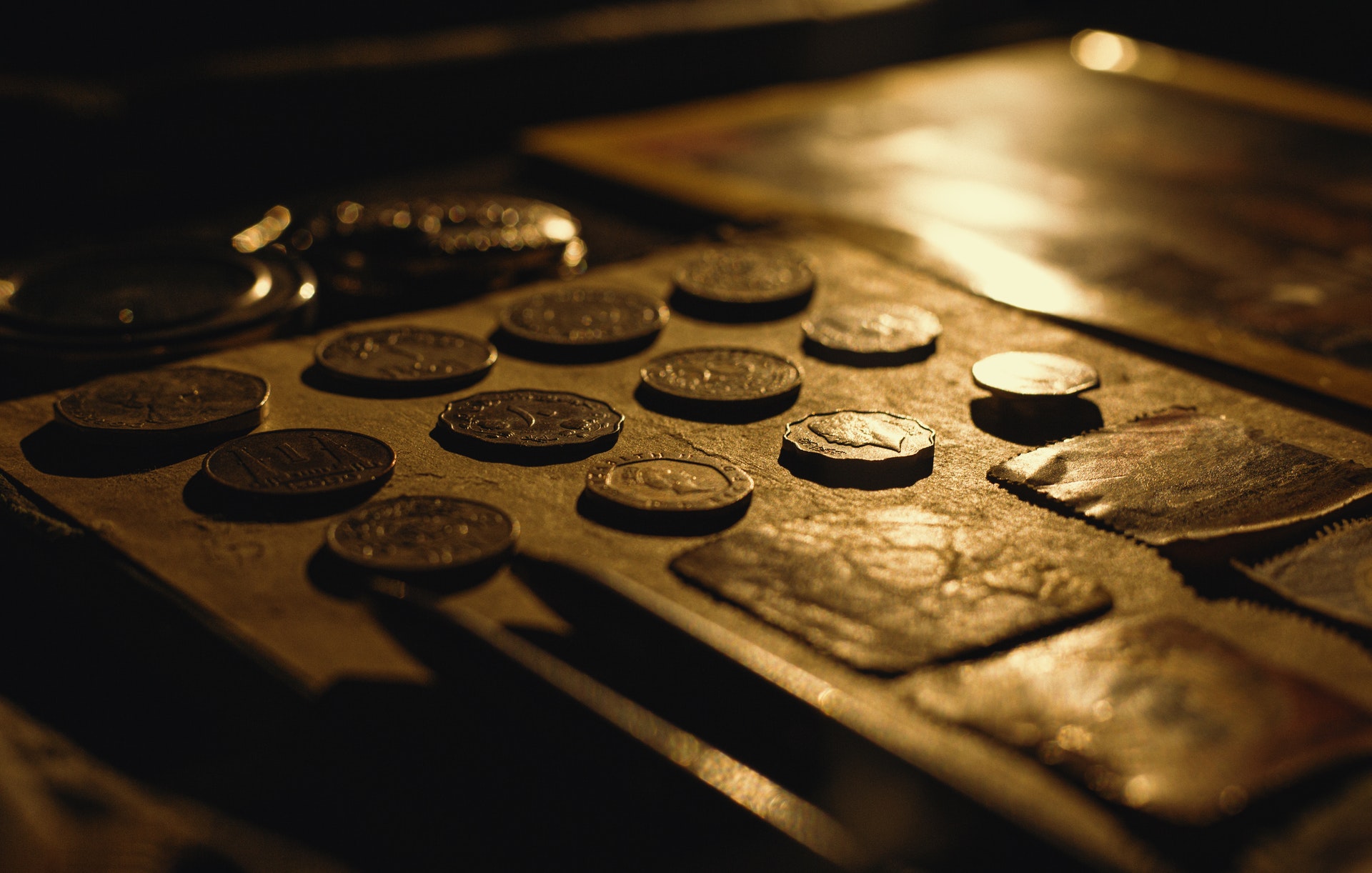 Why trade and invest in gold?