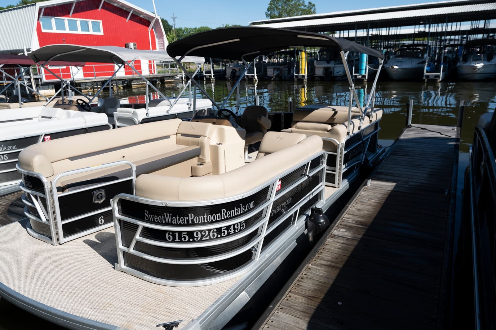 Sweetwater Pontoon Rentals Hendersonville, TN