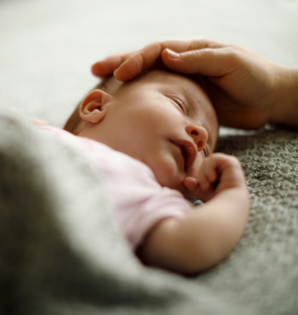 Bébé entre 3 et 4 mois Comprendre et surmonter la période de régression du sommeil