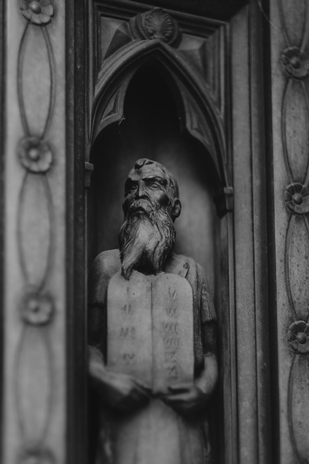 Statue of Moses holding the tablets of the Ten Commandments,