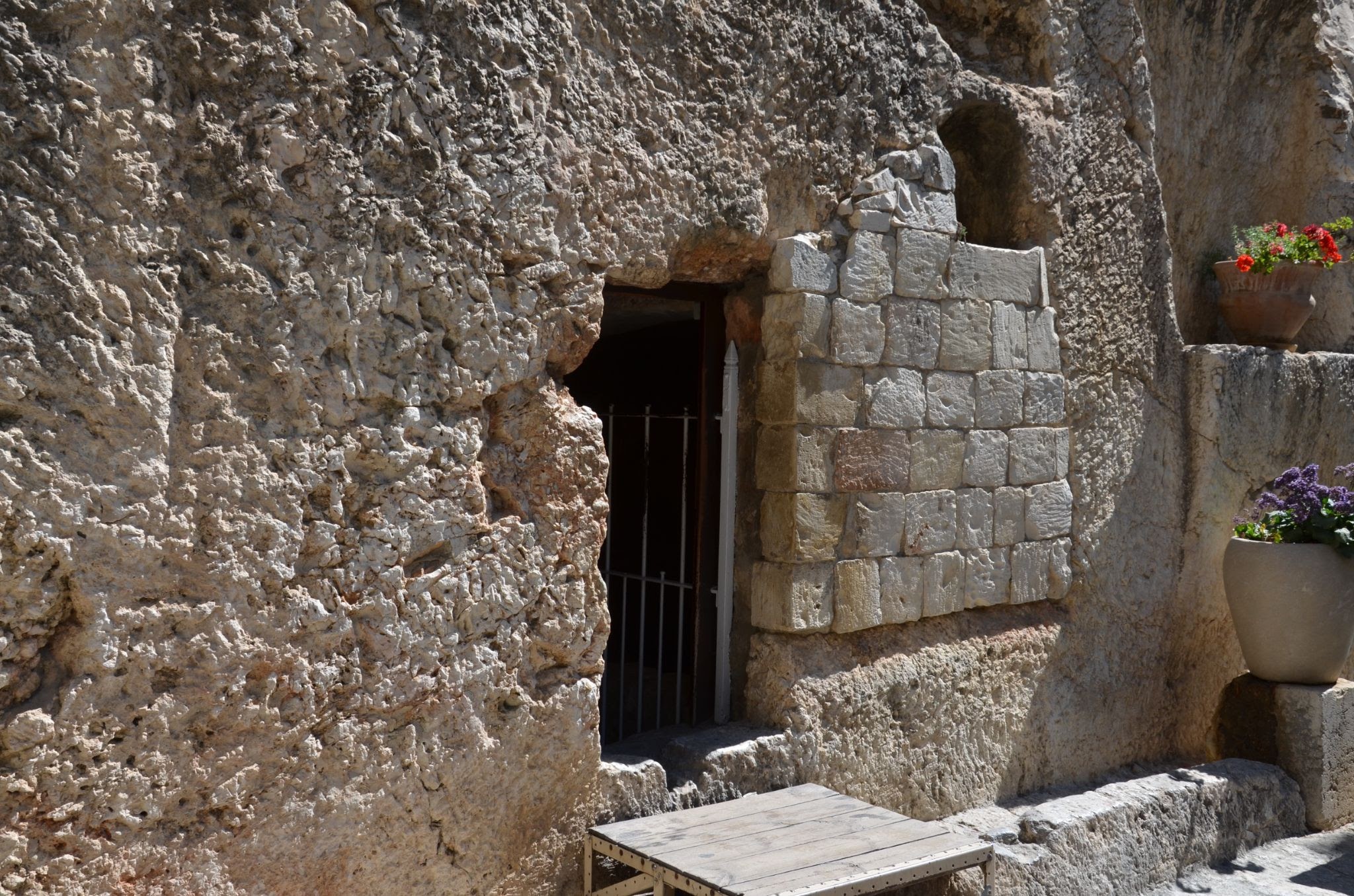 A tomb in Jerusalem representing the place of Jesus' resurrection