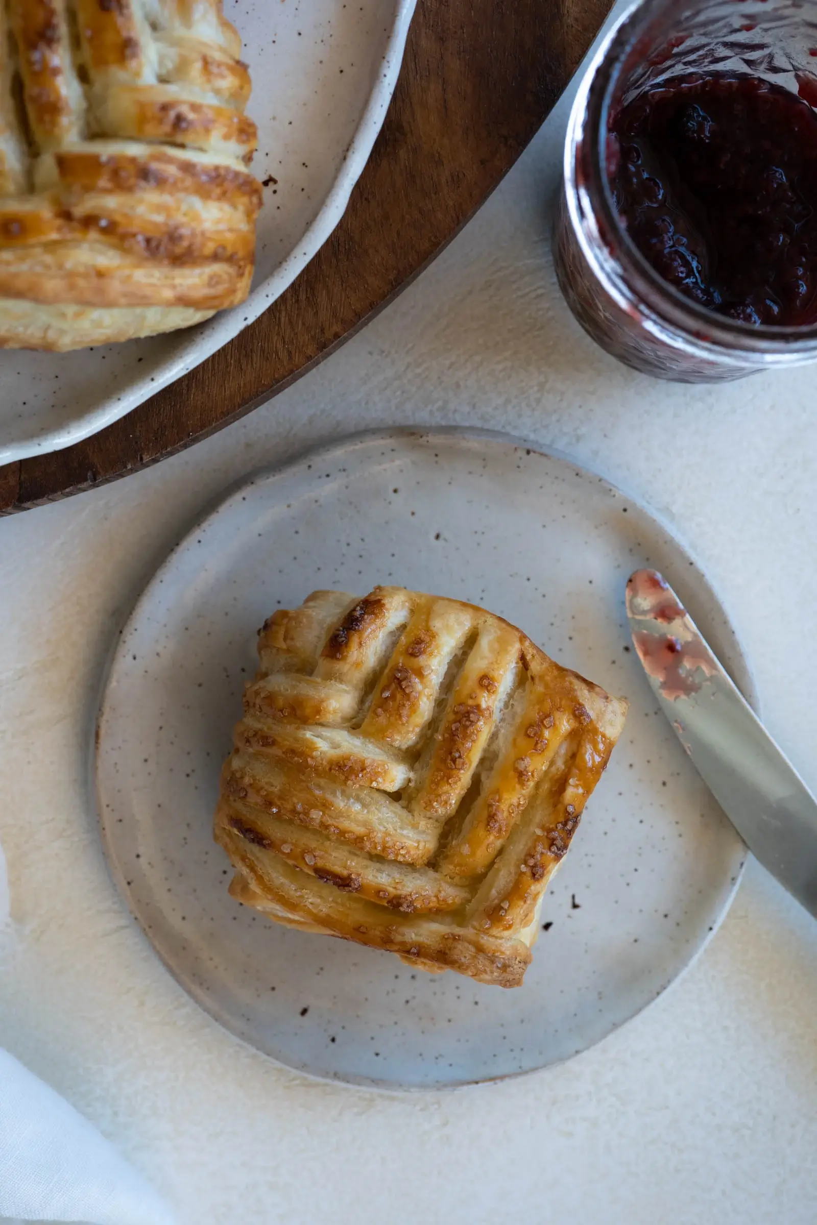 Easy Mixed Berry Hand Pie (with Puff Pastry)