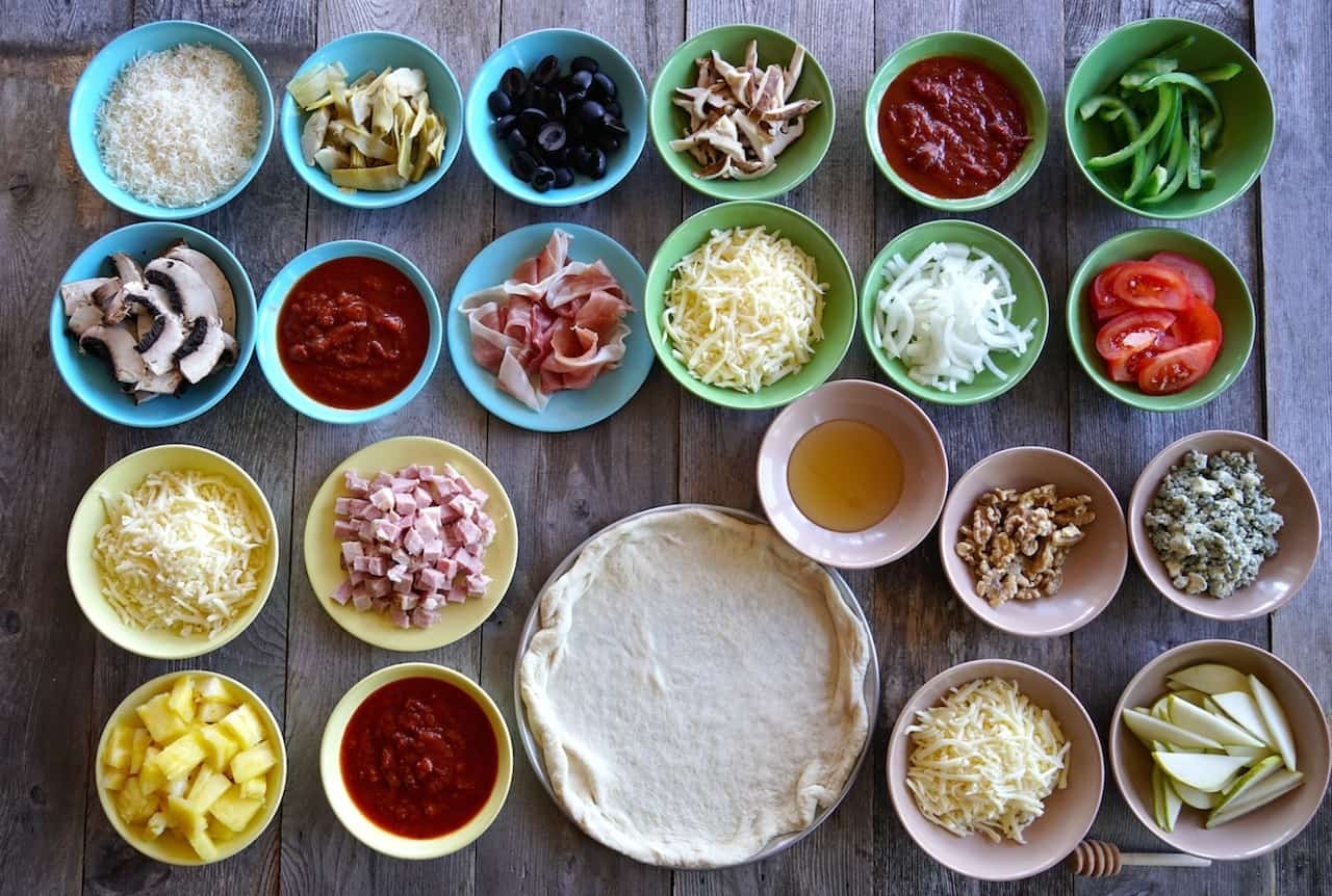how long does it take to cook a pizza