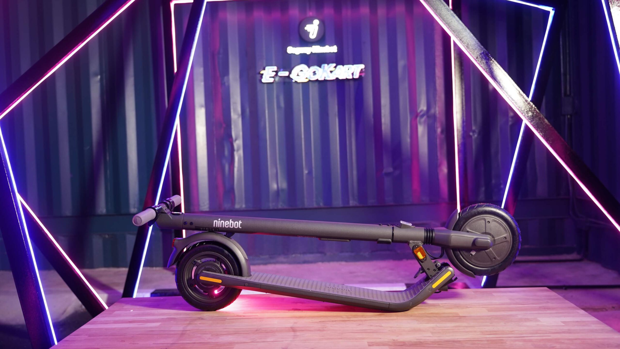 ninebot kickscooter e25-การพับ