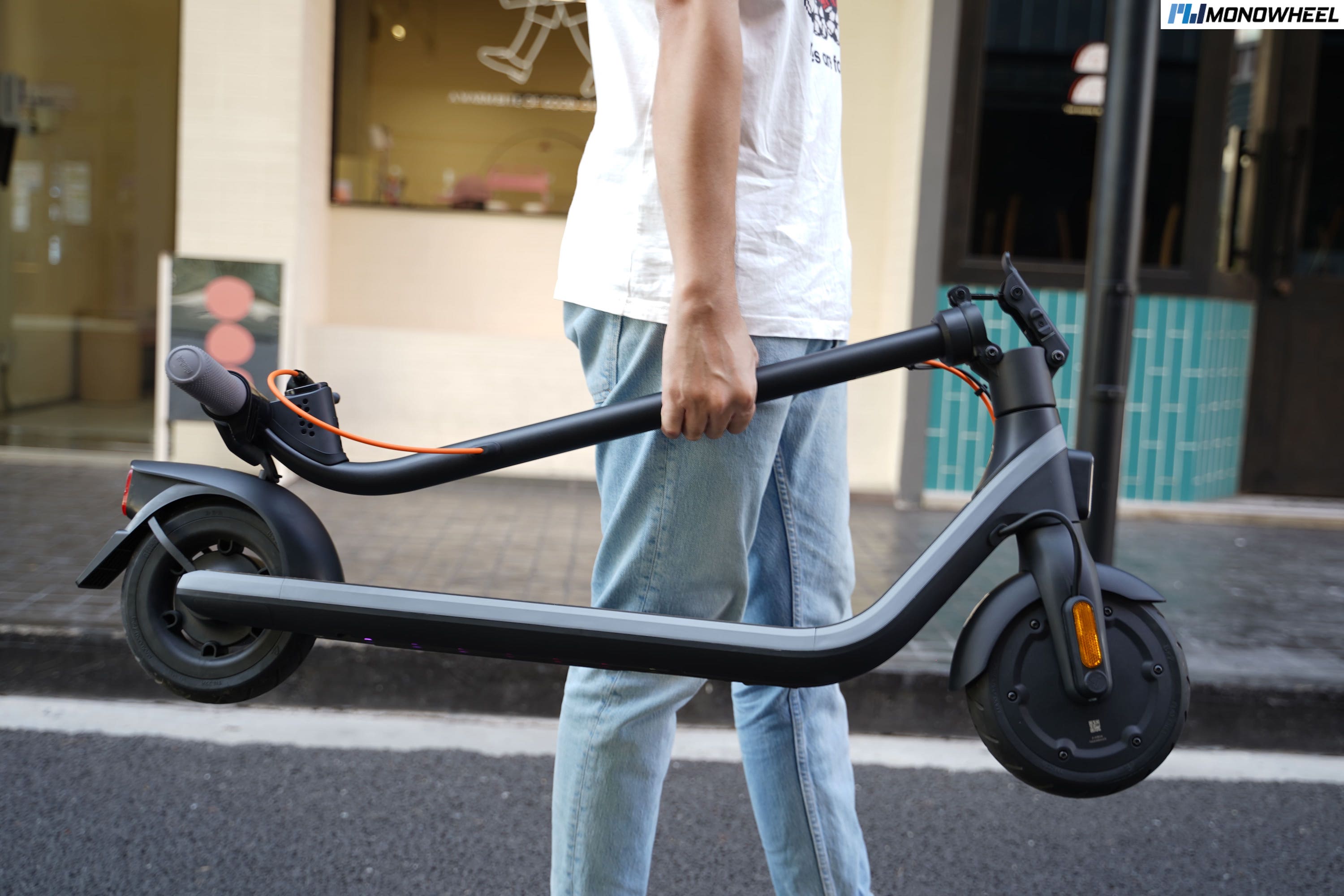 [Review] Ninebot KickScooter E2 Plus สกู๊ตเตอร์ไฟฟ้าโฉมใหม่ทรงจิ๋วแต่แจ๋ว