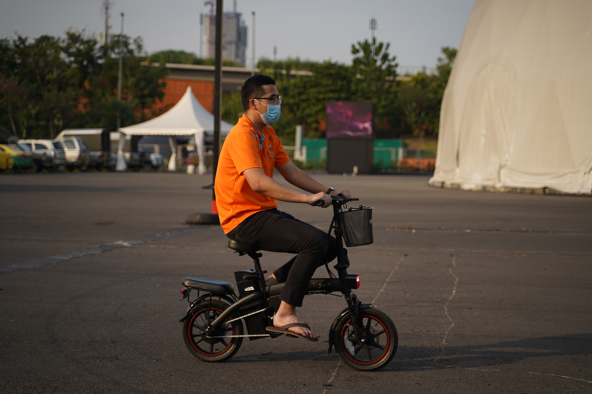 การขับขี่ของจักรยานไฟฟ้ารุ่น DYU A5