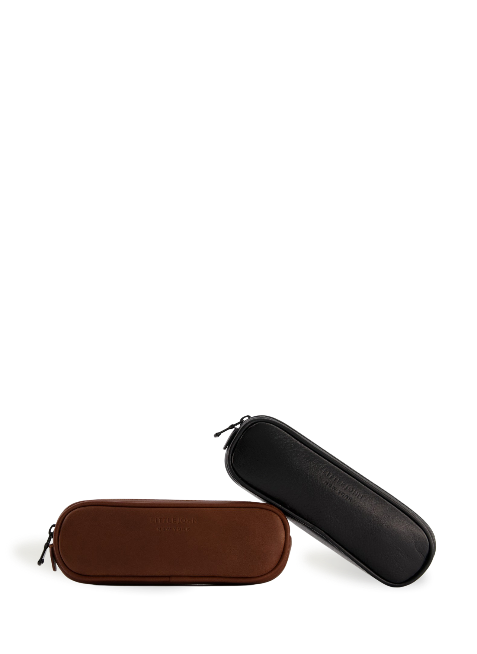 Perfect for your vaping kit and grinder, the STOW Odor Proof Long Case by Little John is a roomy portable case for everyday use. This travel case features a refined leather exterior, 5-layer "scent-conceal" technology, and an extra secure zipper. Even your most potent smelling sacred plants are now travel friendly. Designed in NYC, each layer has been expertly crafted to conceal and neutralize odors. Activated carbon absorbs smells. Protective padding keeps fragile items safe. The rubber-lined zipper maintains the perfect amount of moisture for optimal freshness.