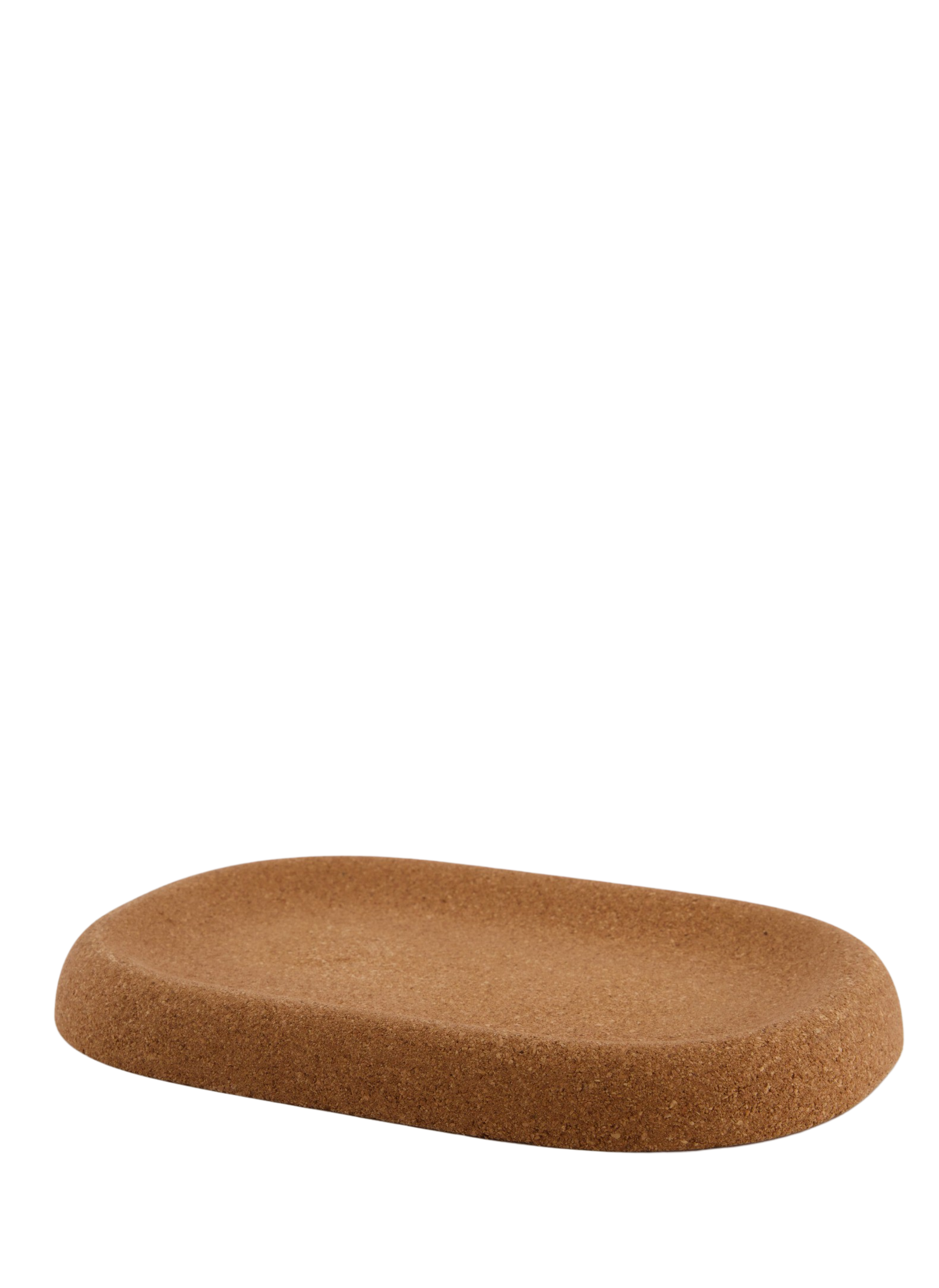Crafted from cork, the Little Cloud Tray from Craighill is a natural and minimal way to roll. The curved edges and texture keep unwanted particles from running away. Inspired by clouds, this molded cork tray's soft texture serves as the perfect counterbalance to the other tools and accessories in your collection.