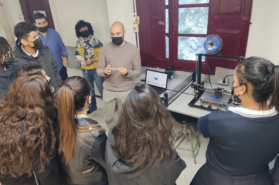 Visita de San Pedro Apóstol Ikastetxea