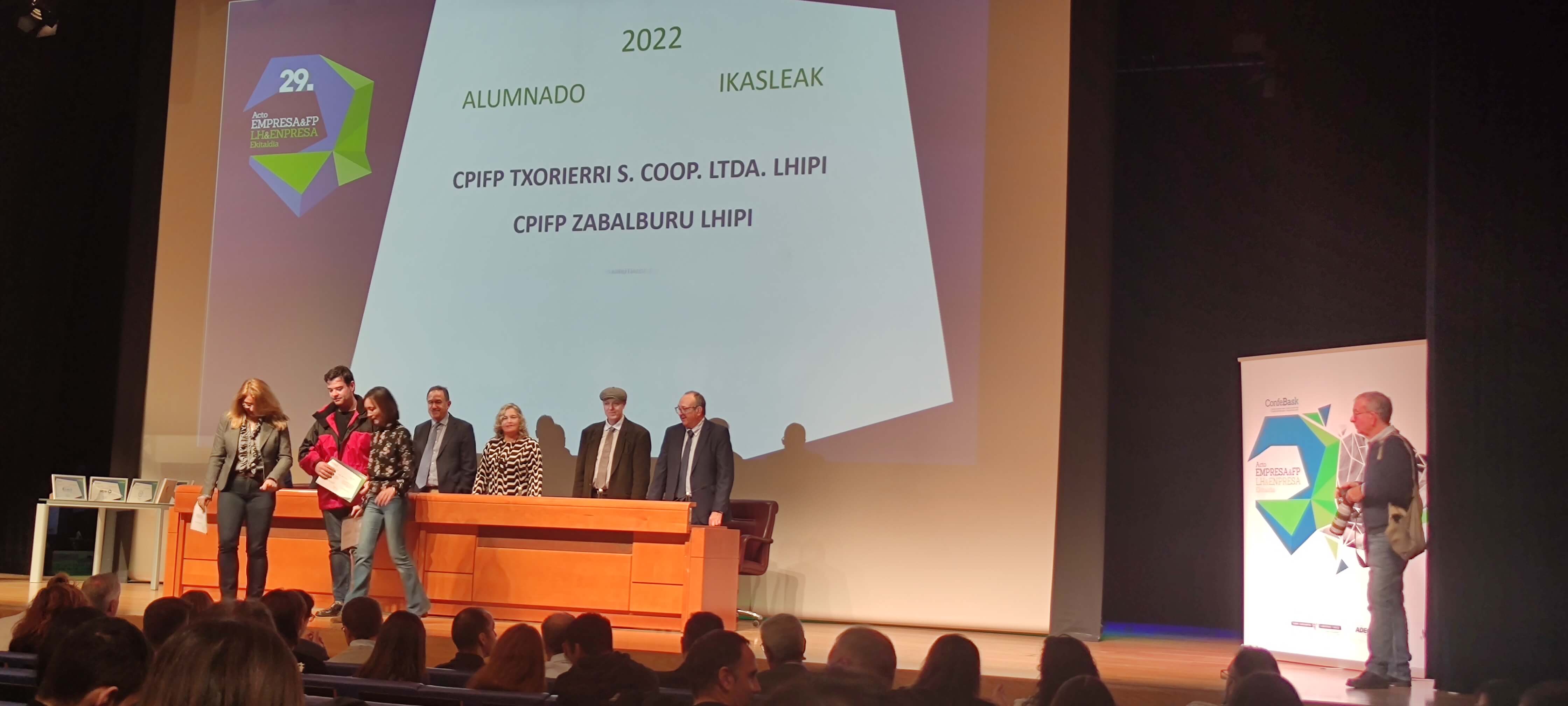 Entrega de diplomas CONFEBASK - EMPRESA & FP