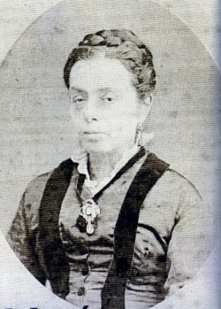 María Mendoza de Vives