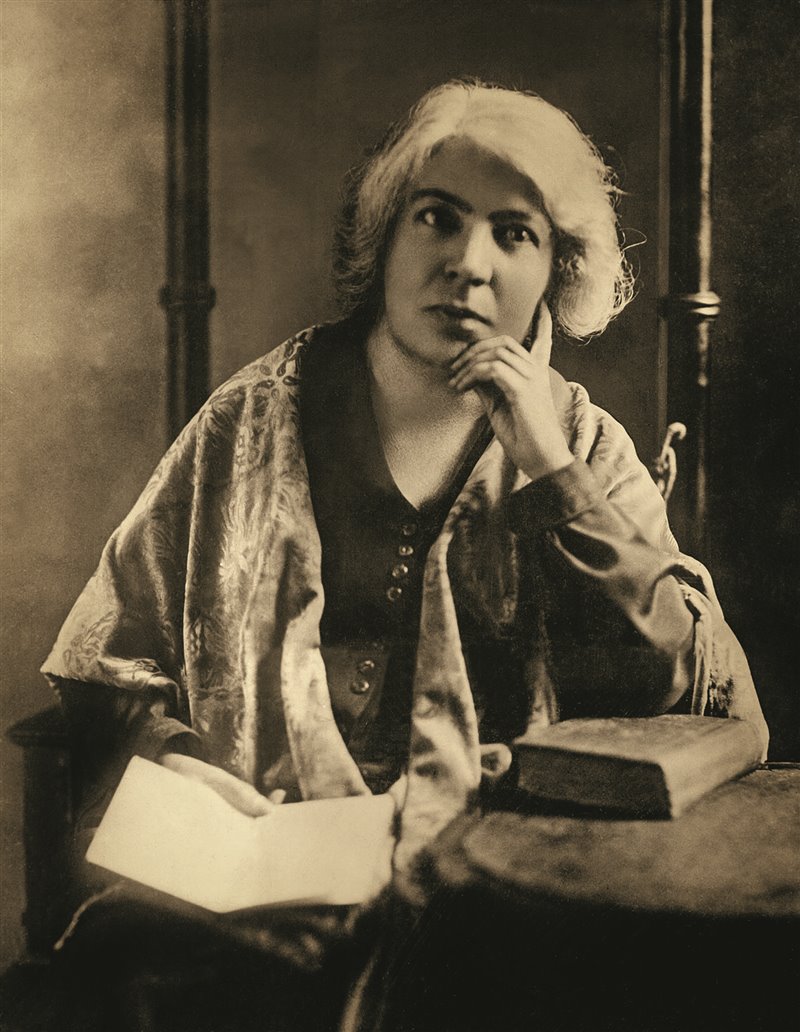 Premio Nobel de Literatura - Grazia Deledda