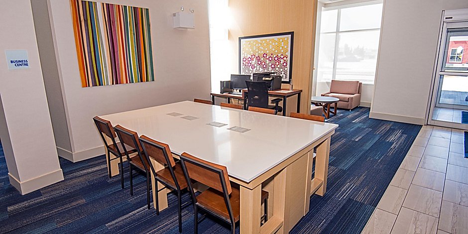 620d788576819245d75c2330 holiday inn express red deer 6658481208