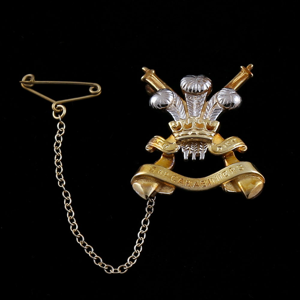 9ct Gold 3rd Carabinier's Brooch