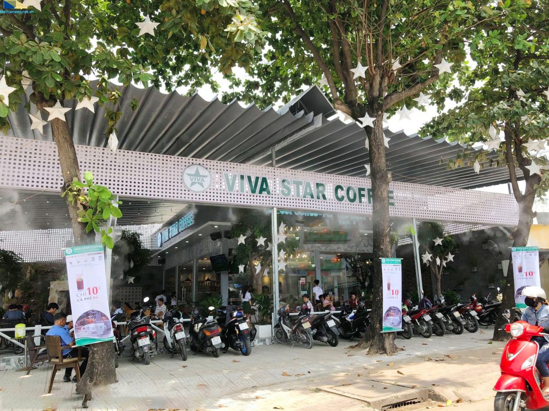 bạt kéo xếp cho quán cafe