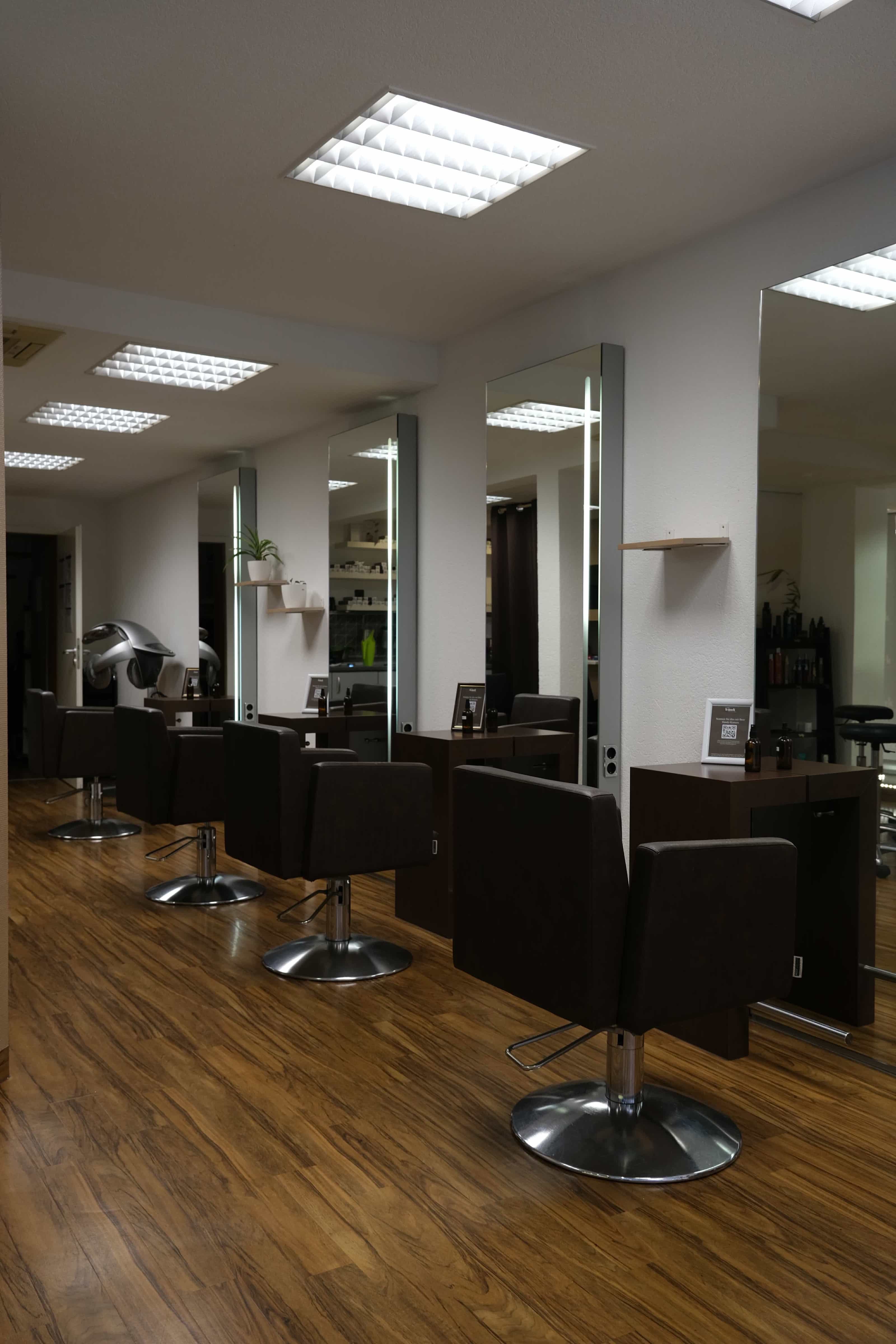 Ihr Friseur aus Lahr - Online-Termin - H-Werk