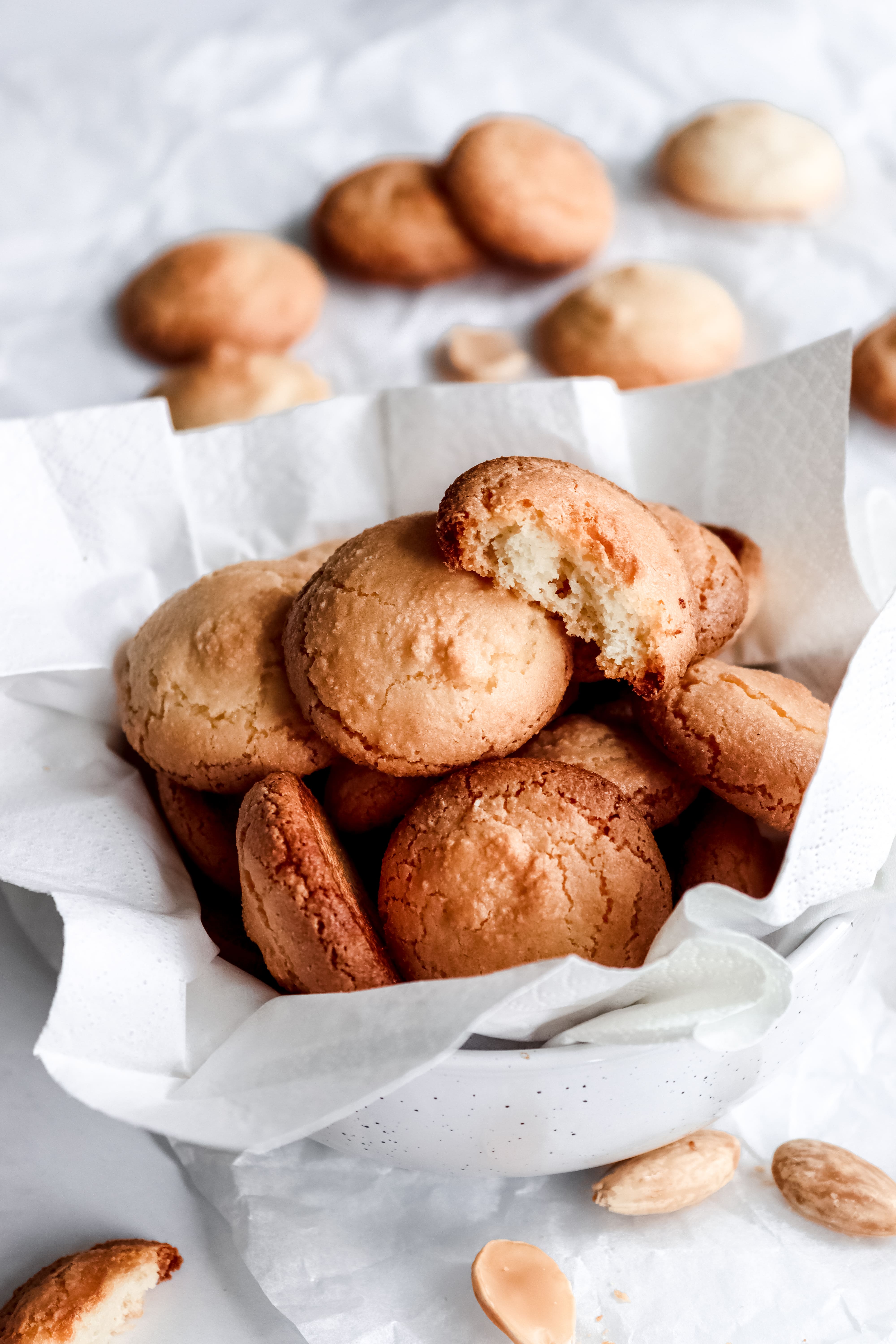 Amaretti Biscuits