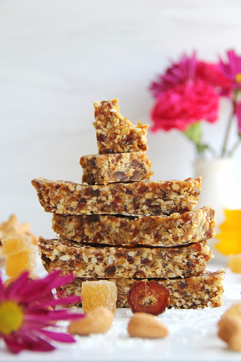 Easy Homemade Larabars (+ Infinite Flavor Variations)