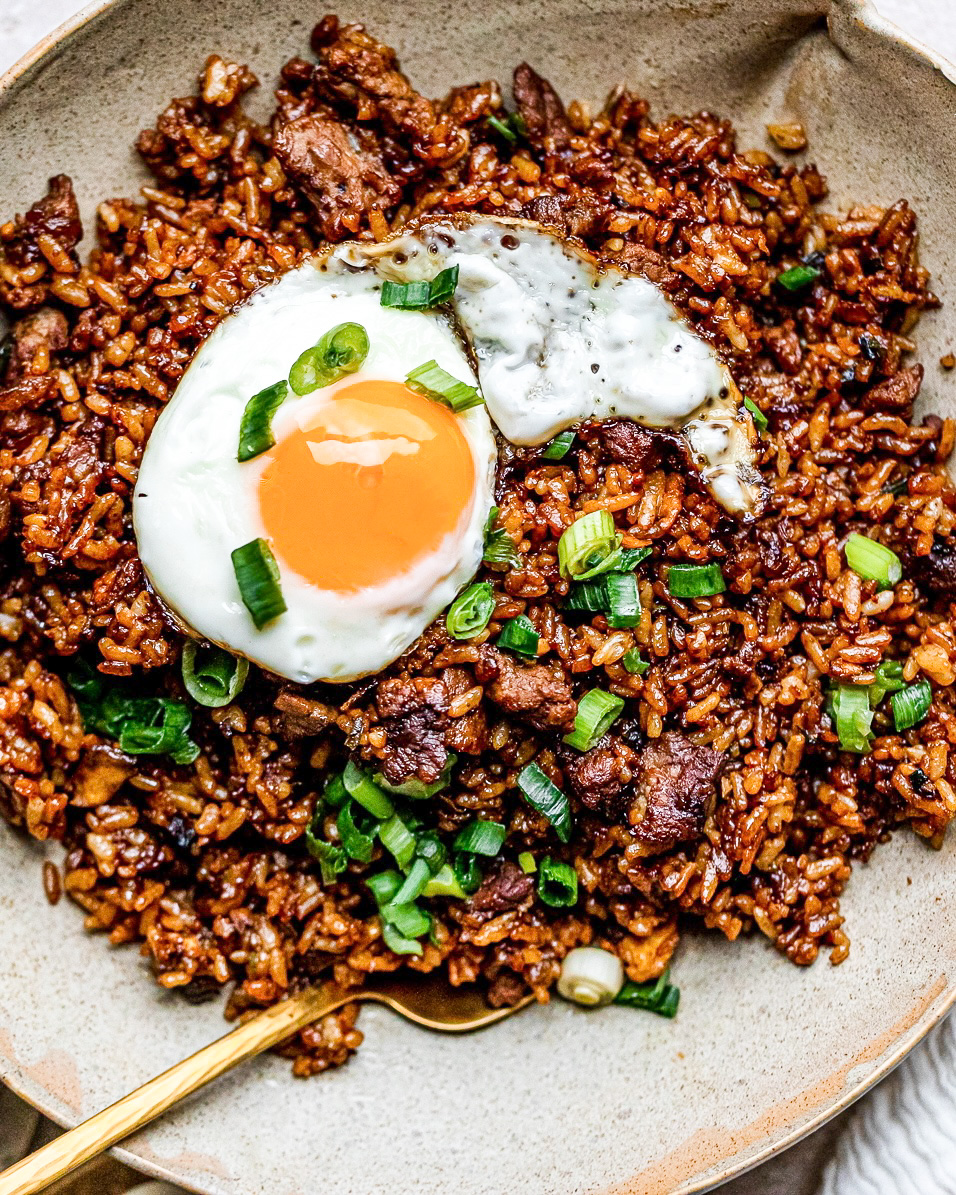 GARLIC STEAK FRIED RICE