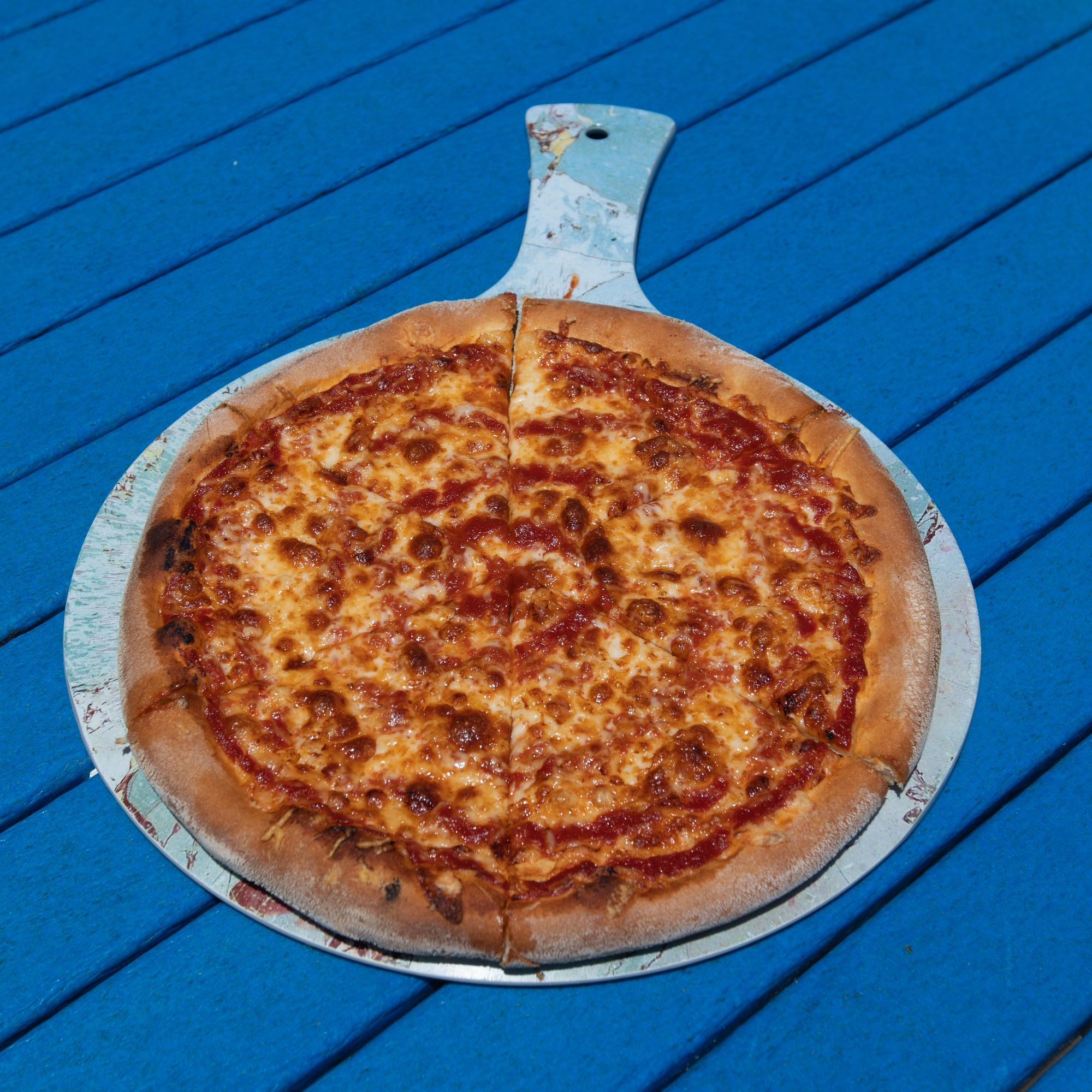 Seaside Cafe at Southernmost Mansion World Famous Lobster Pizza