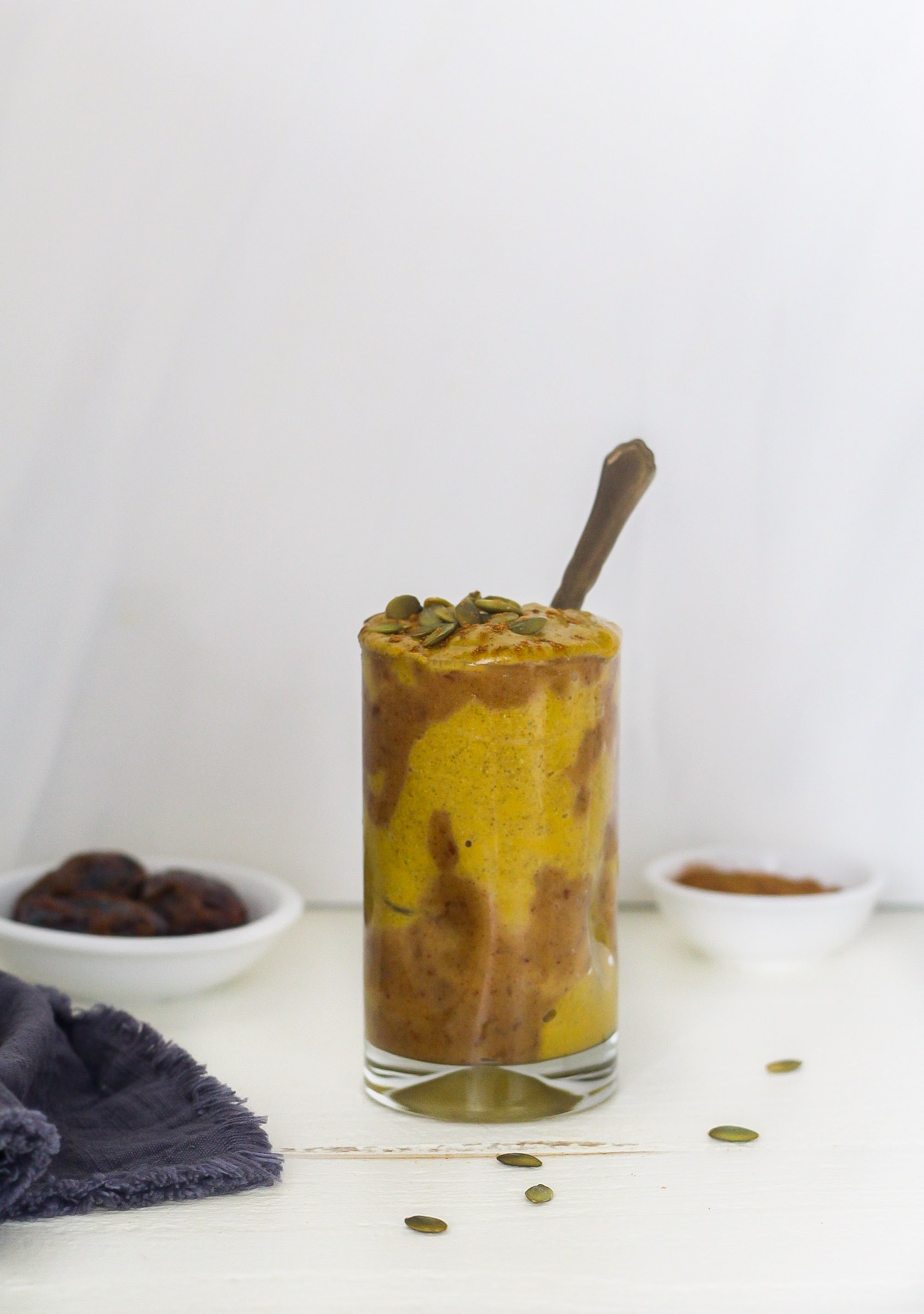 vegan pumpkin smoothie