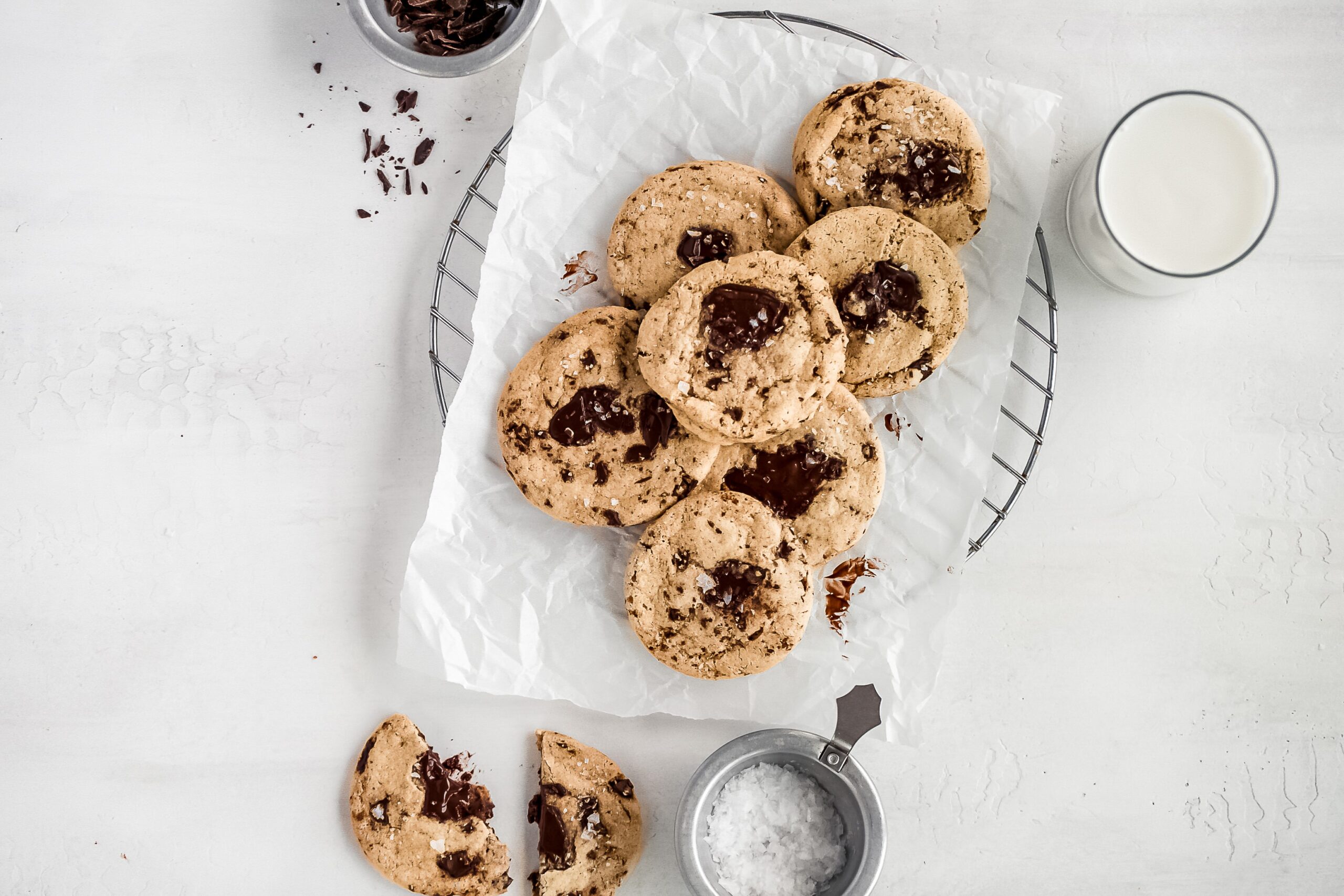almond flour chocolate chip cookies