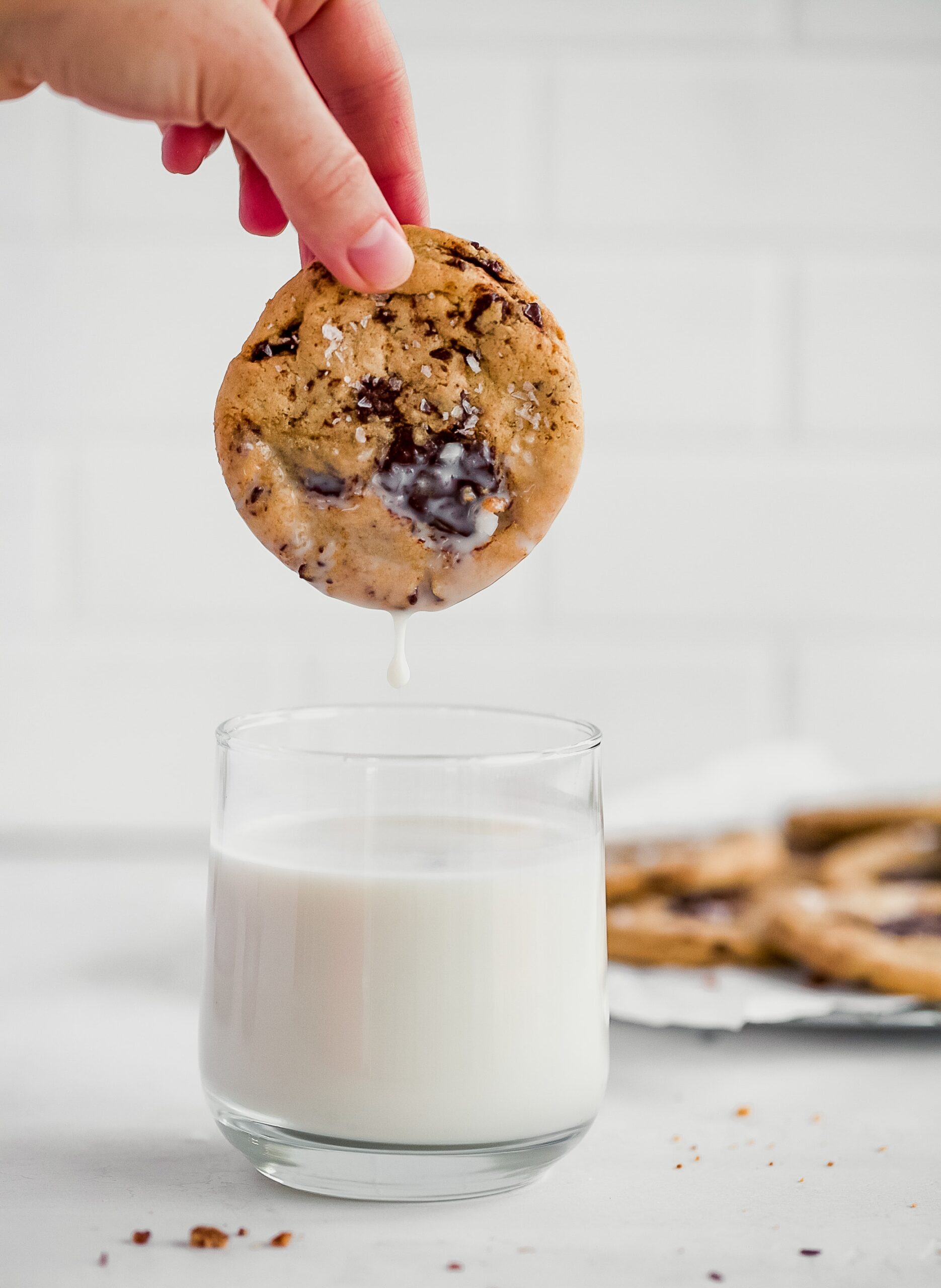 almond flour chocolate chip cookies