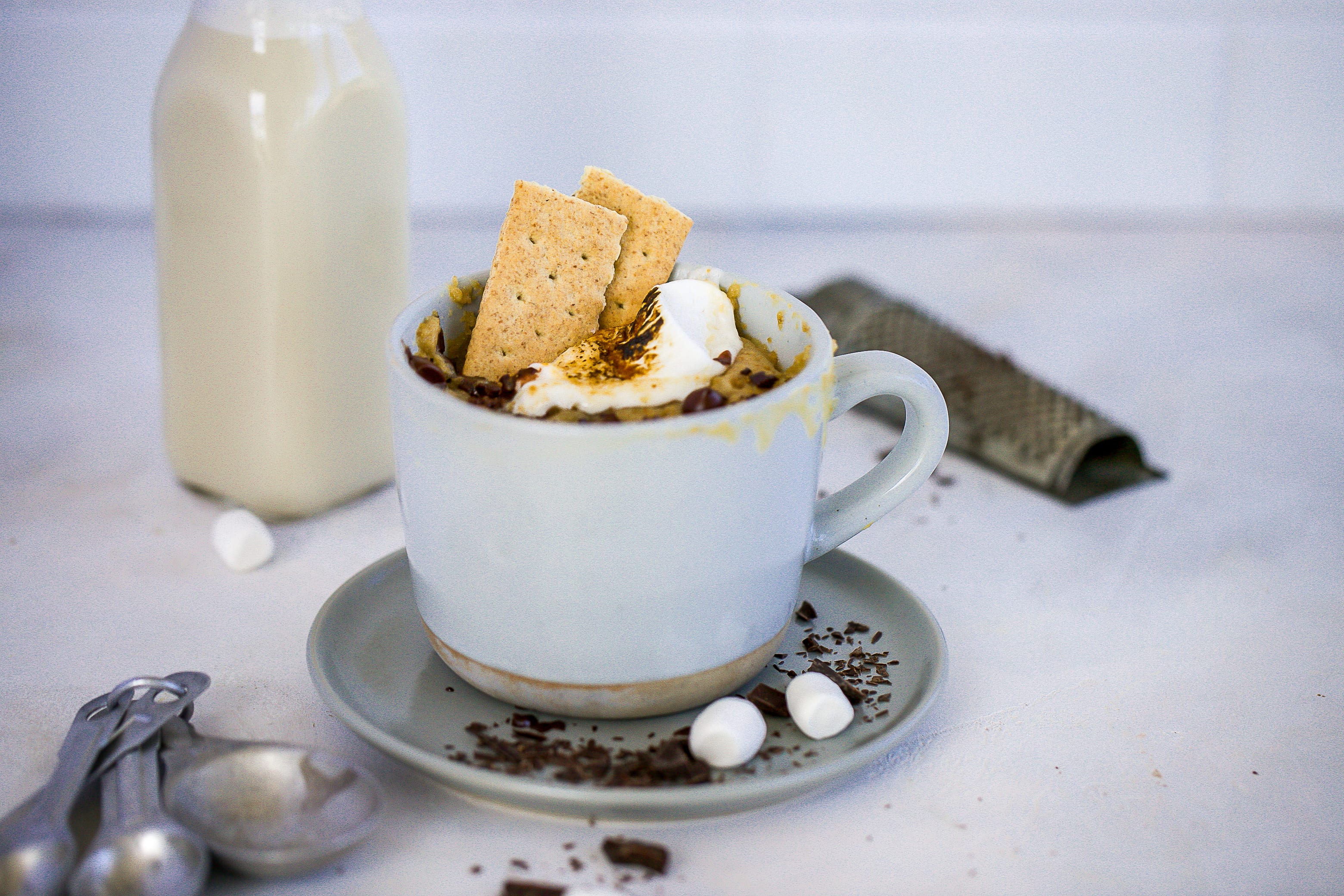 s'more mug cake