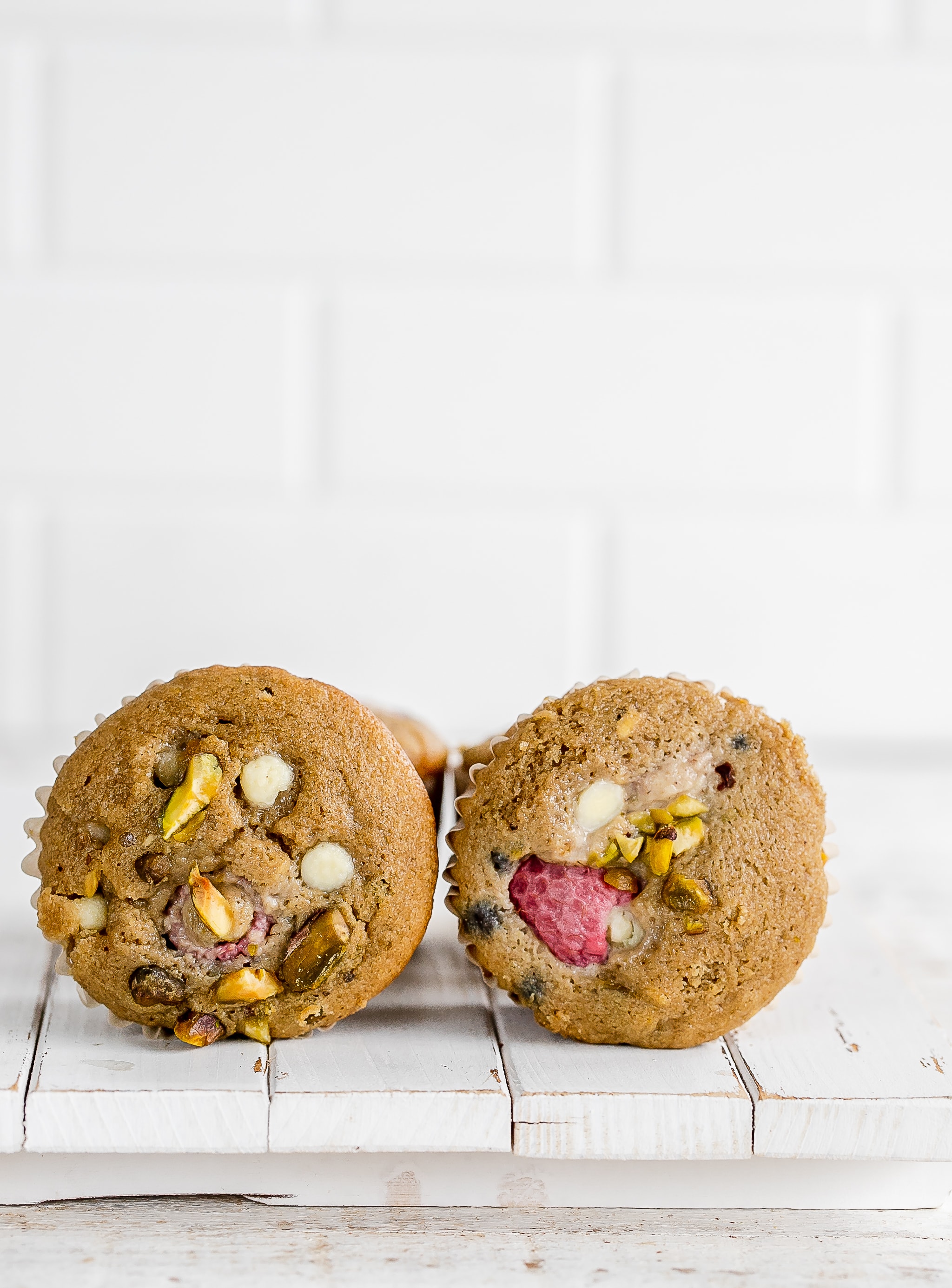 raspberry and white chocolate muffins