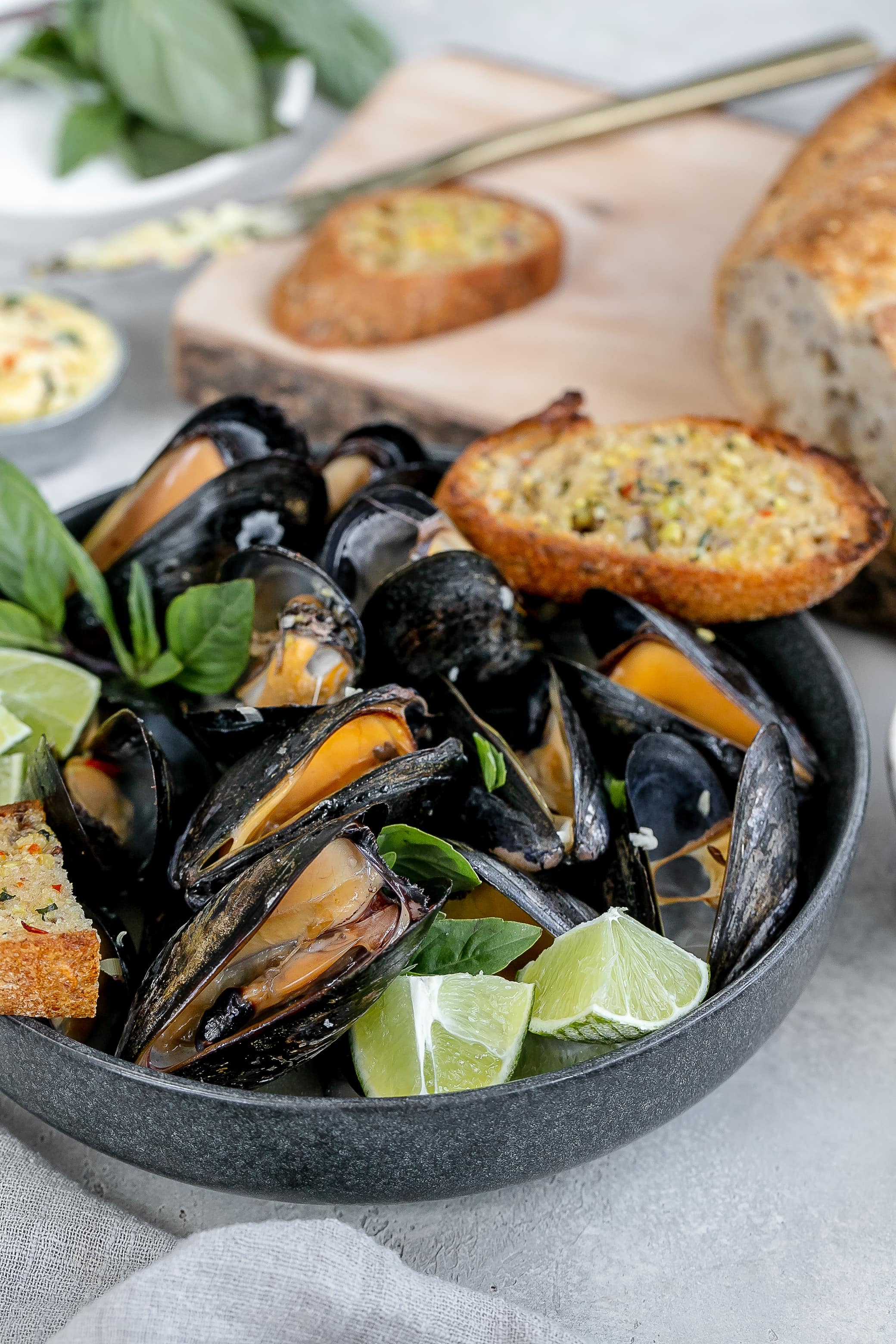 mussels in coconut milk