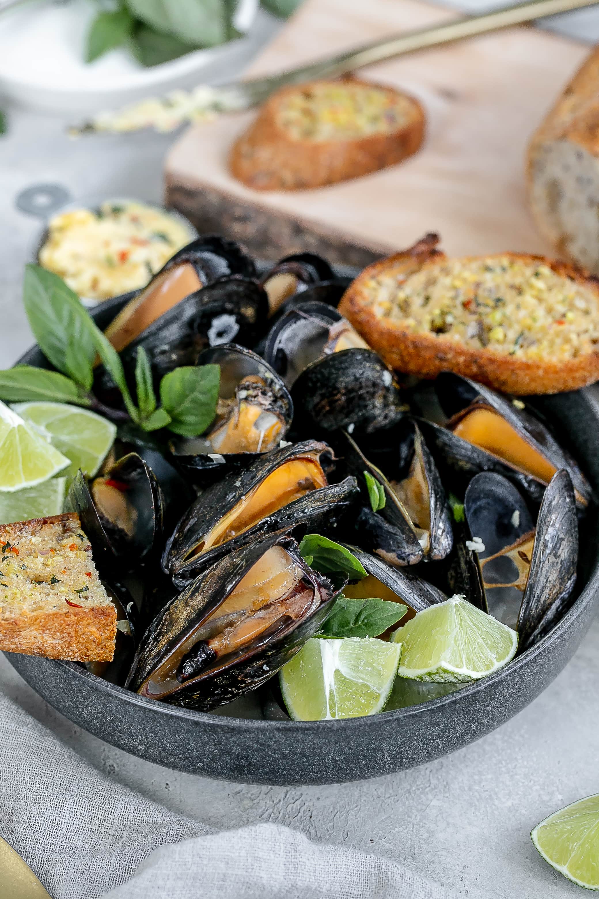mussels in coconut milk