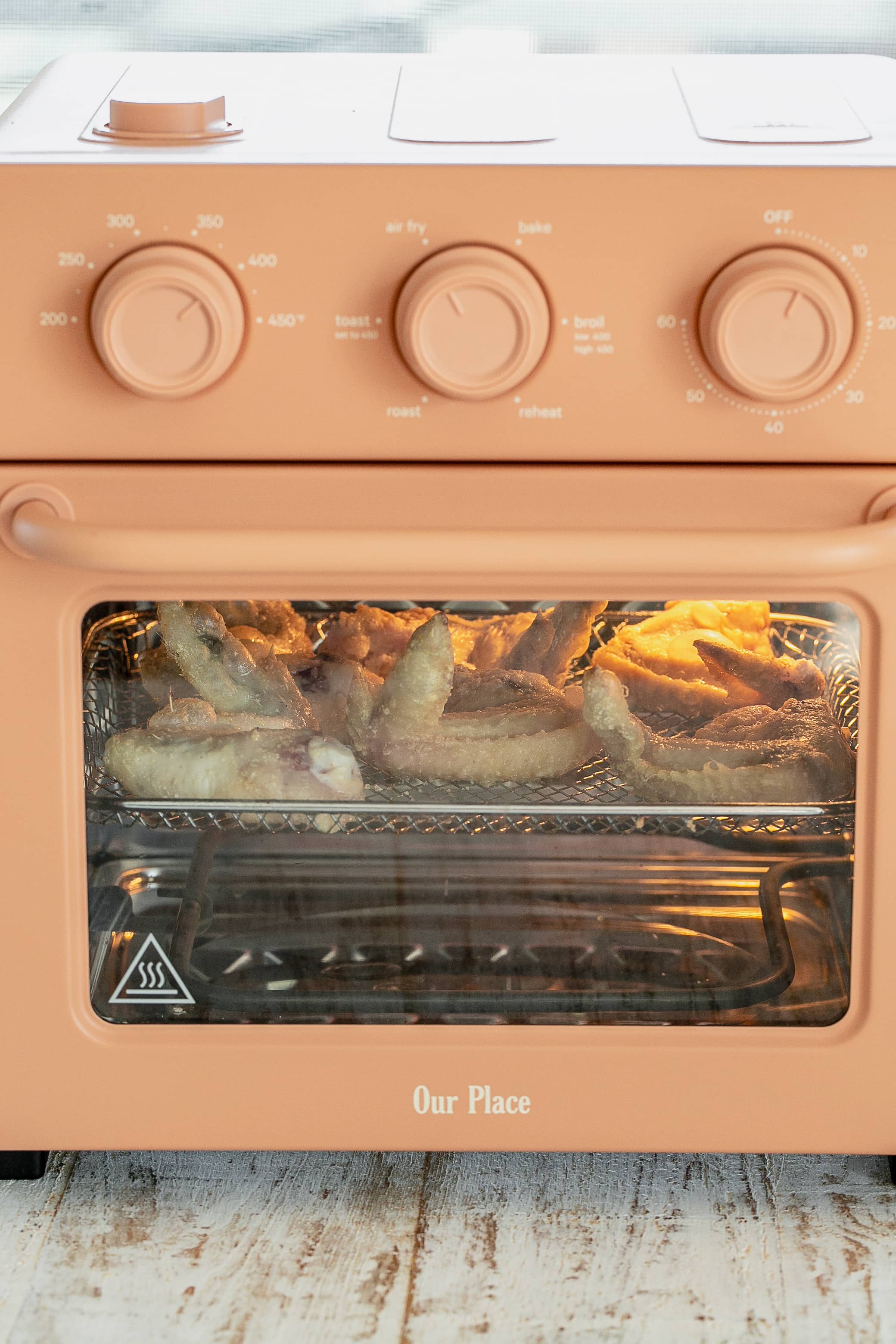 chicken wings in air fryer.