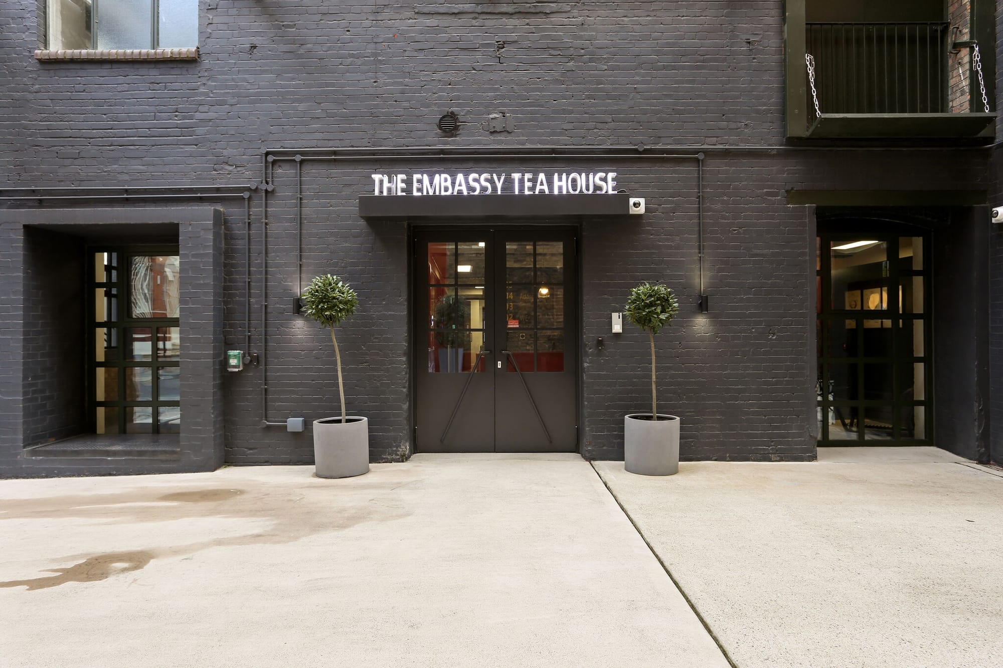 Knowlemore Embassy Tea House Southwark / Waterloo