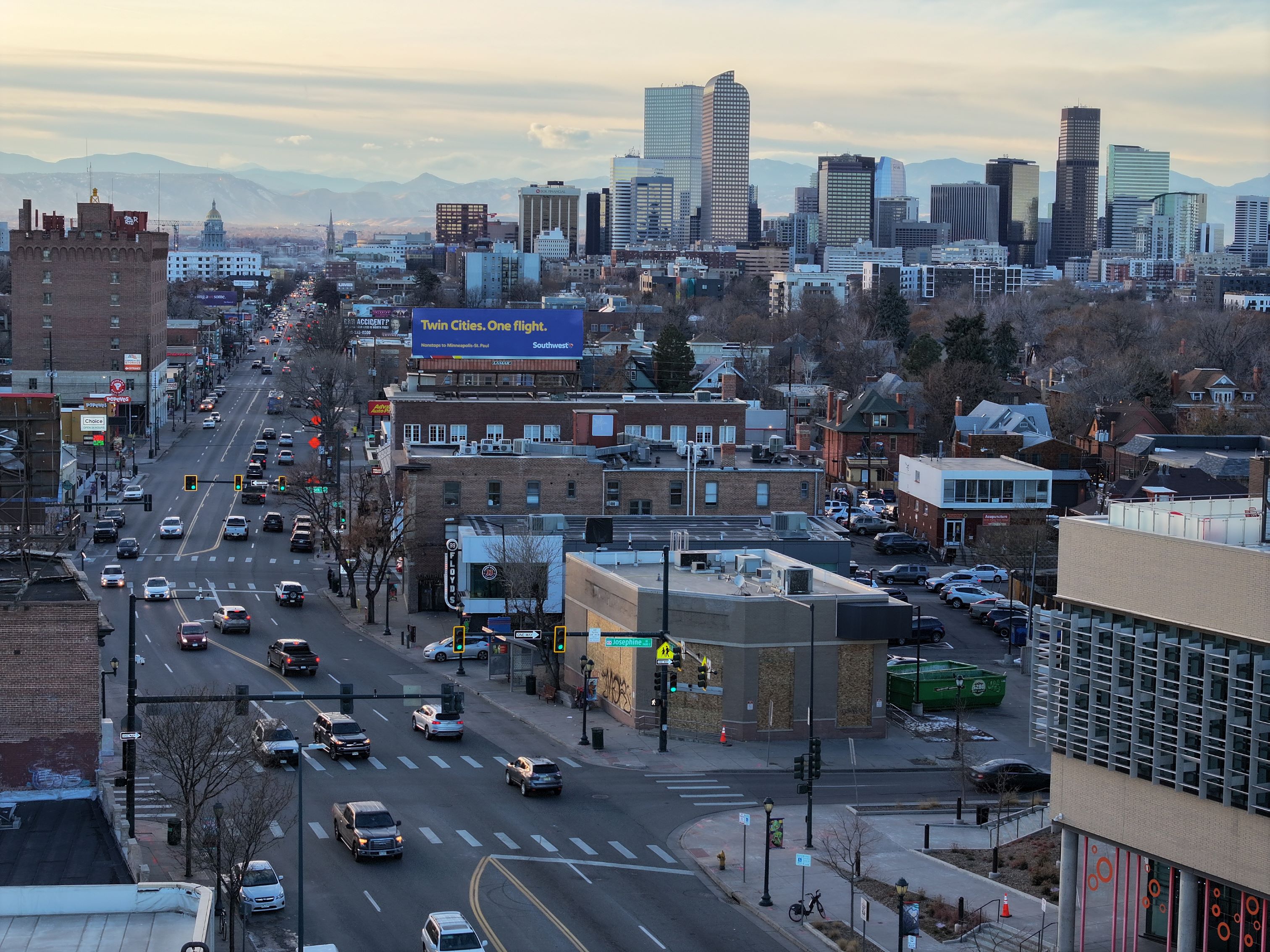 711 Suddenly Closes on Colfax & Josephine