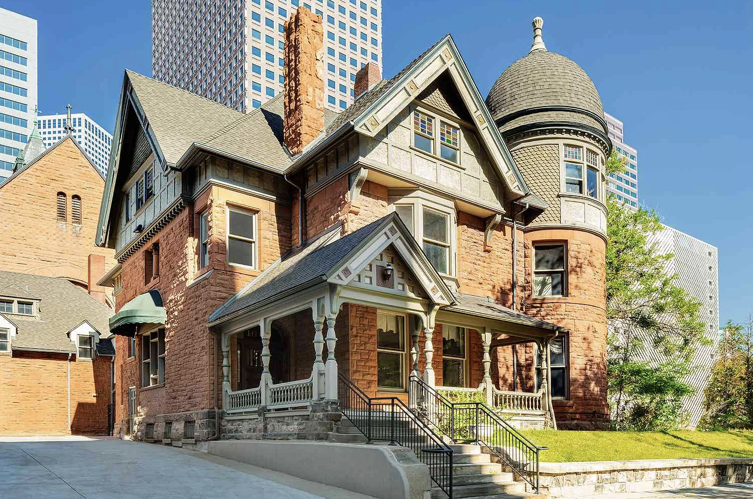 Unveiling Denver's Urban Cowboy Experience: Where Luxury Meets Legacy