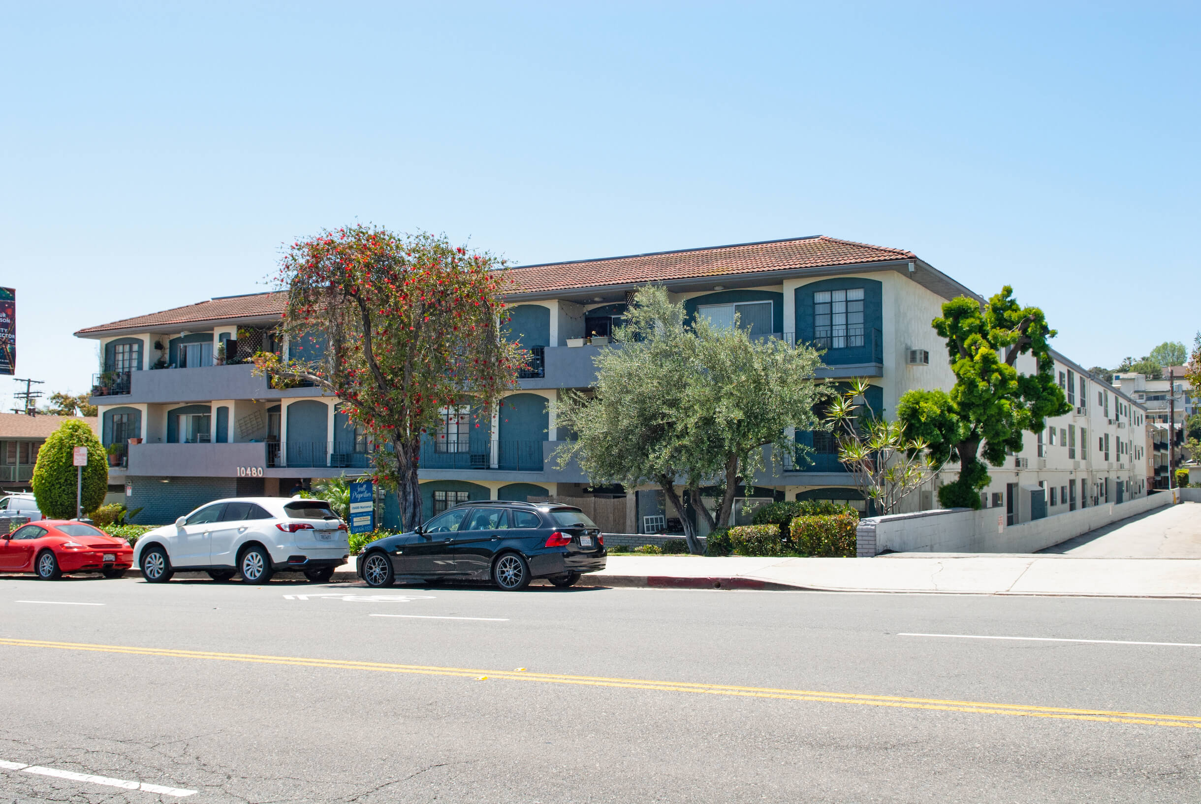 10480 National Blvd, Los Angeles, CA 90034 DSL Properties