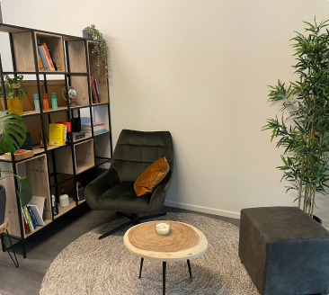 The IZECUBE Office