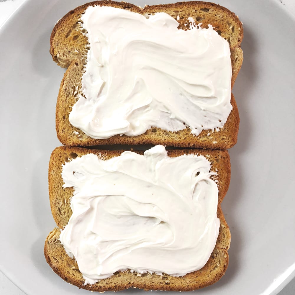 Toast with Cream Cheese, Mandarin Oranges, and Cranberry Sauce