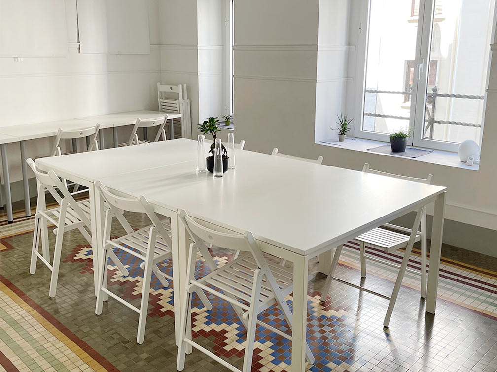 Sala Big, perfecta para formaciones y reuniones de hasta 10 personas