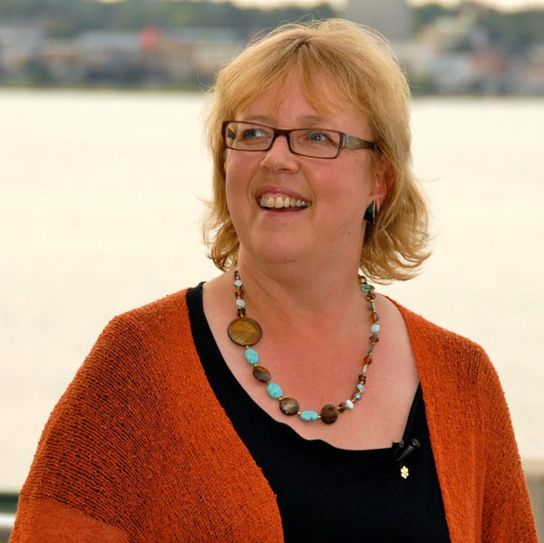 pronounce elizabeth may